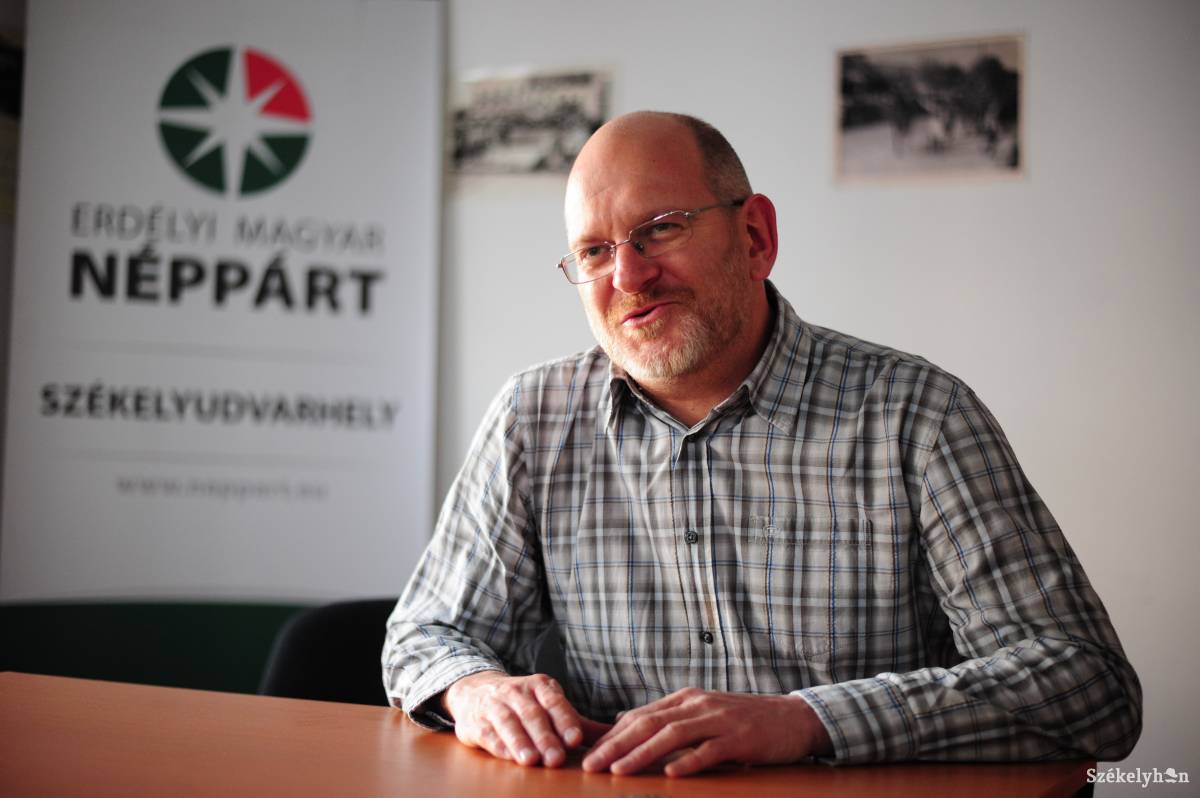 &bullet;  Fotó: Thomas Campean