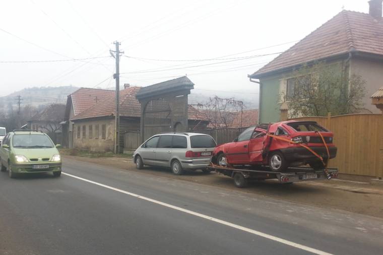 Több baleset is történt csütörtökön reggel