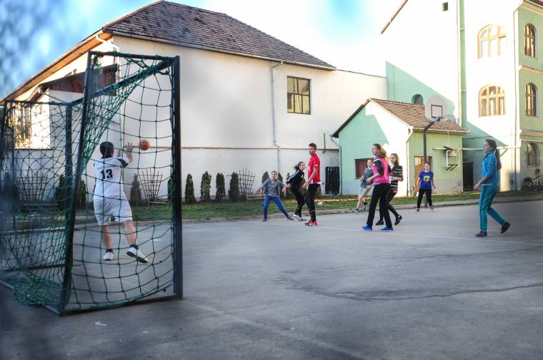 Délután, suli, futball