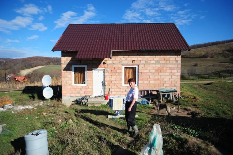 Településen kívül kezdték újra