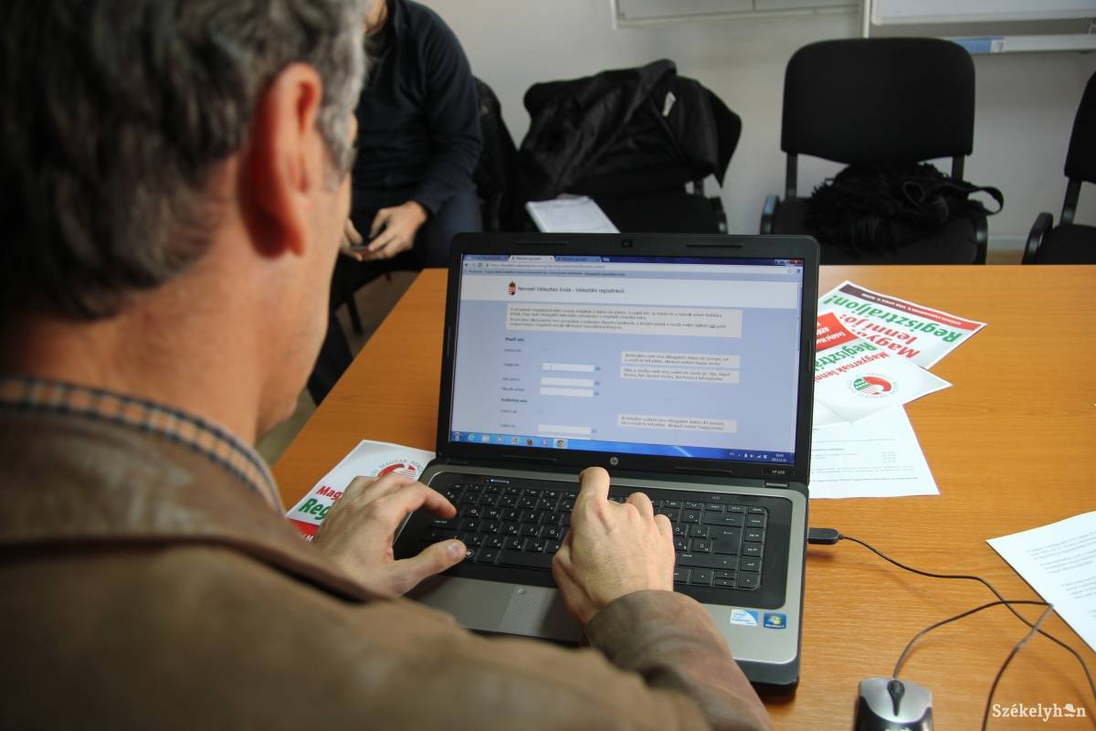 &bullet;  Fotó: Simon Eszter