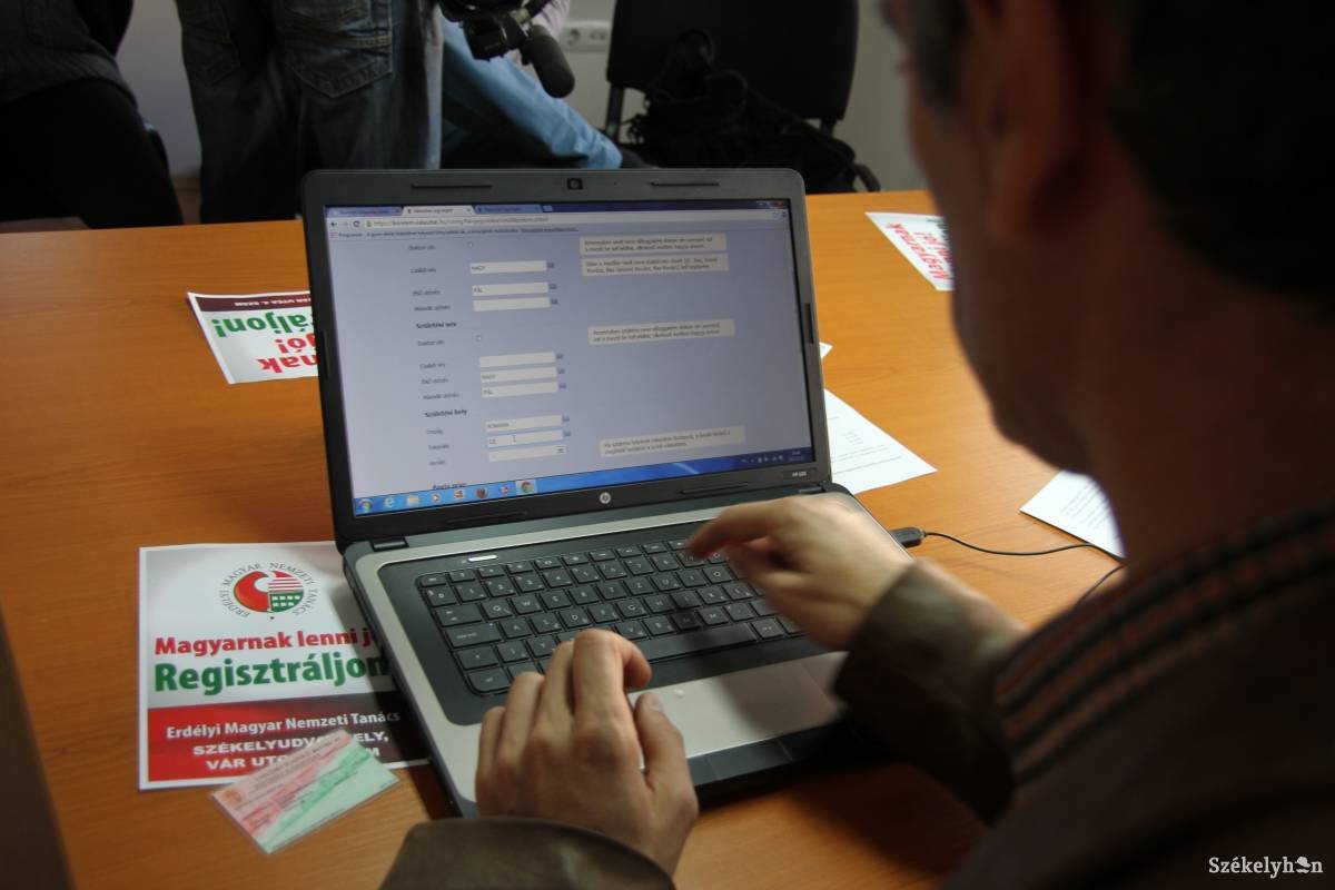 &bullet;  Fotó: Simon Eszter