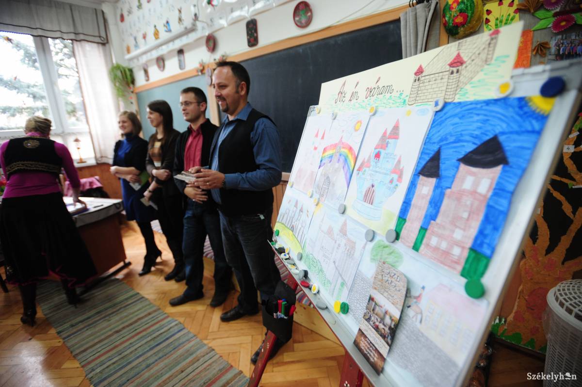 &bullet;  Fotó: Thomas Campean