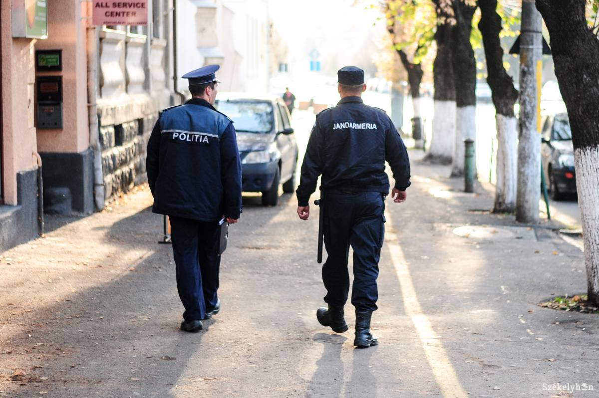 &bullet;  Fotó: Thomas Campean