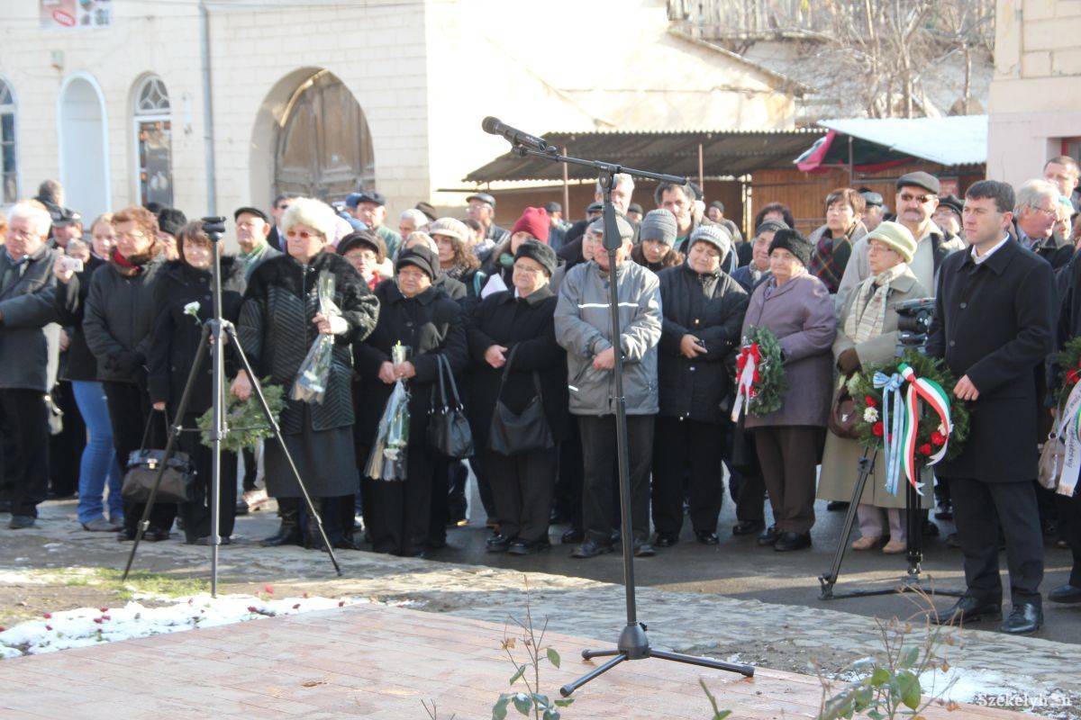 &bullet;  Fotó: Pál Gábor