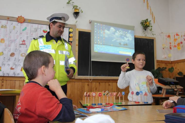 Gyalogosszabályok játékosan
