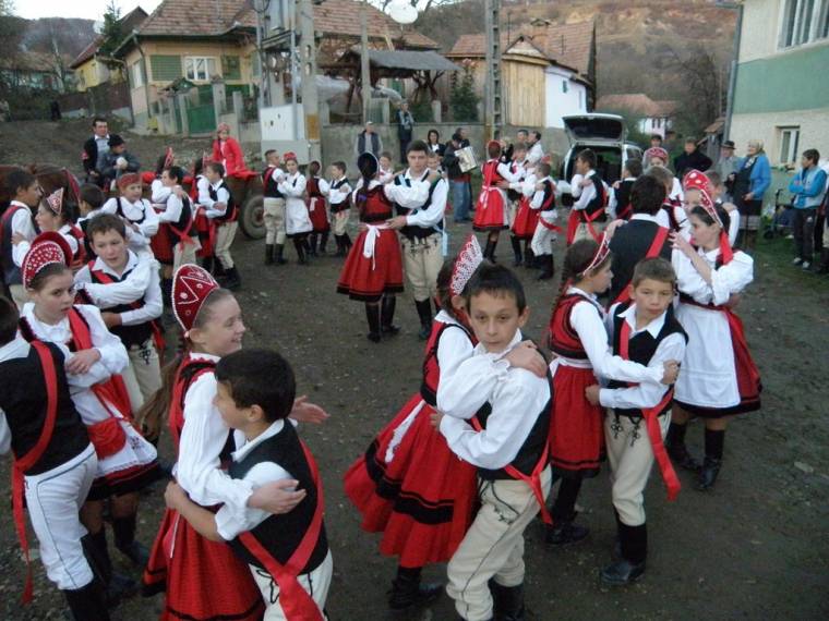 Apró csőszök nagy mulatsága