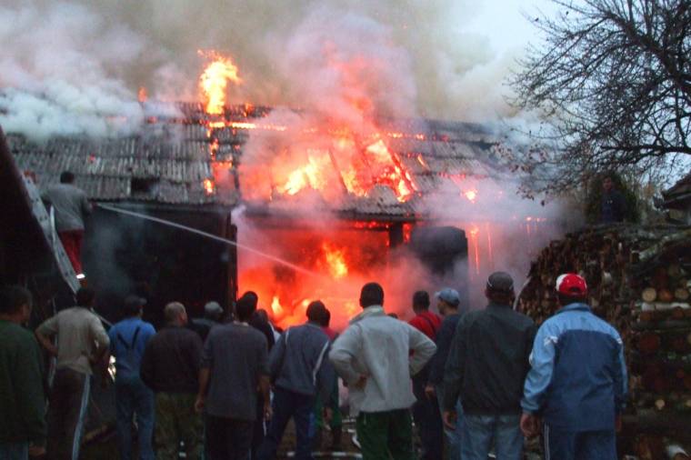 Óriási kár egy szentegyházi tűzesetben