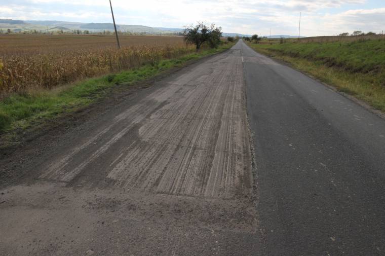 Indul az útjavítás Kovászna megyében