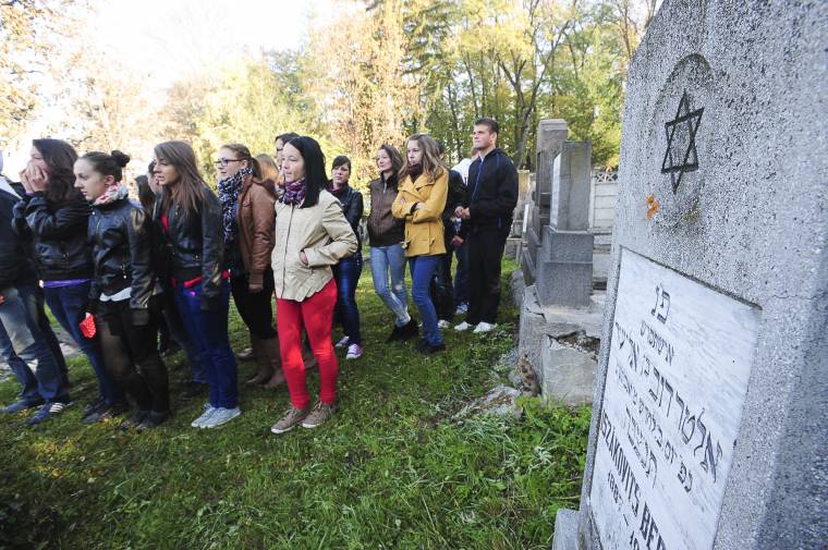 Október 9. – a holokauszt romániai emléknapja