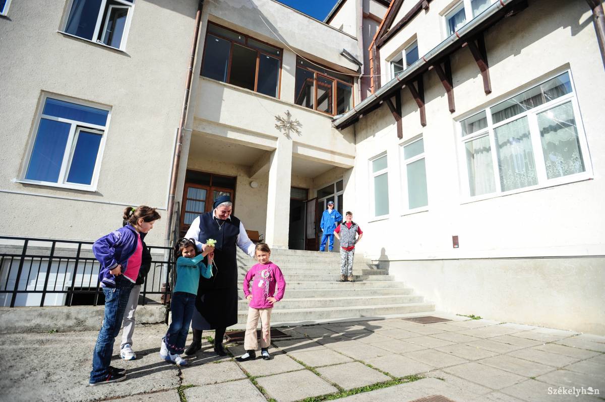 &bullet;  Fotó: Thomas Campean