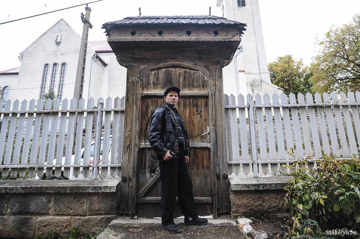 &bullet;  Fotó: Thomas Campean