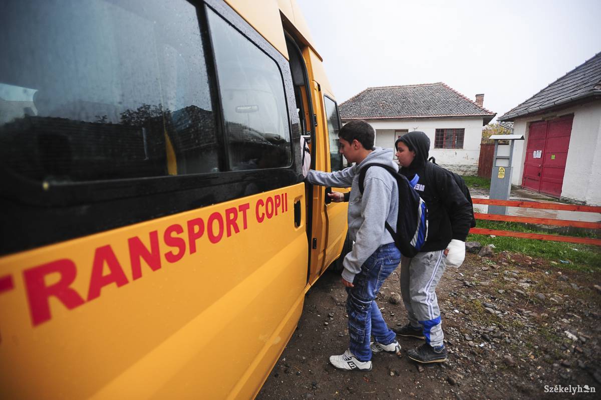 &bullet;  Fotó: Thomas Campean