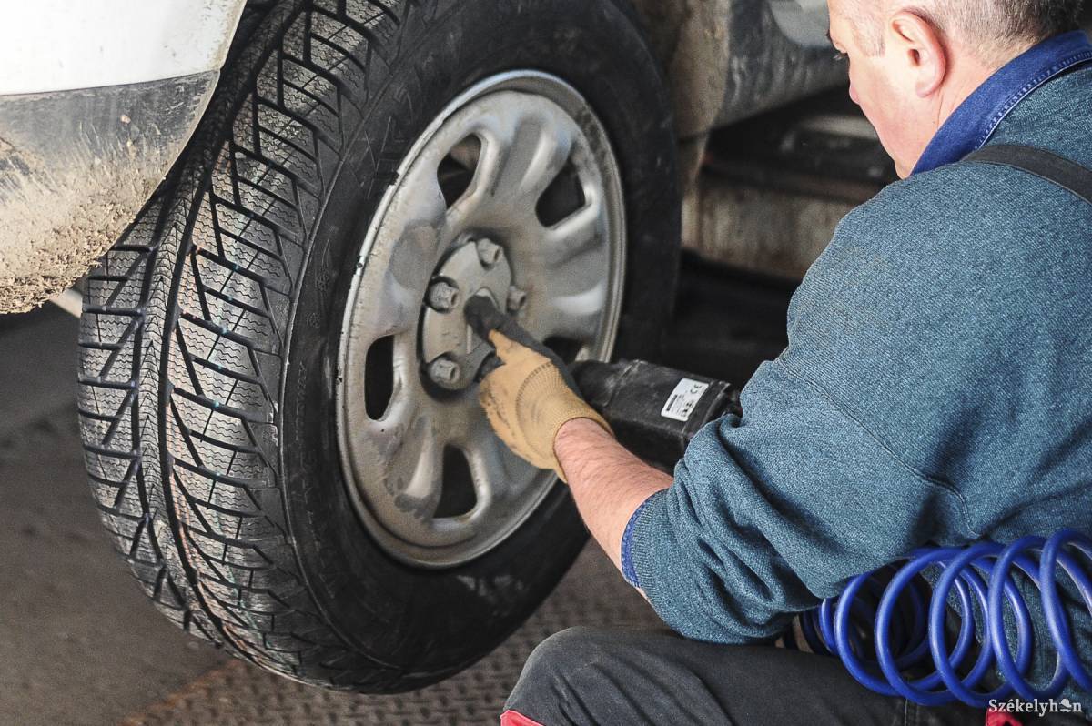 &bullet;  Fotó: Thomas Campean