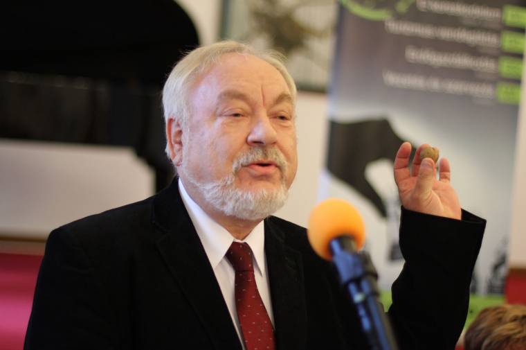 Rövid ünnep, kemény munka a MÜTF-ön