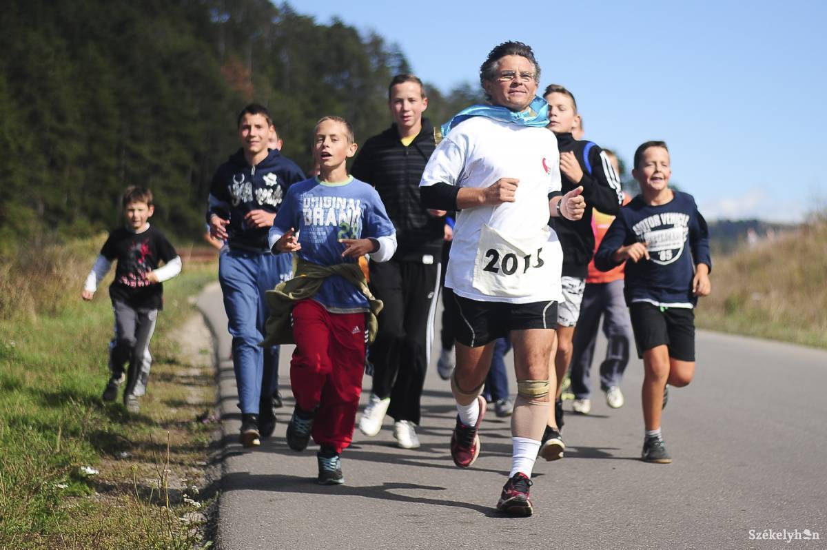 &bullet;  Fotó: Thomas Campean