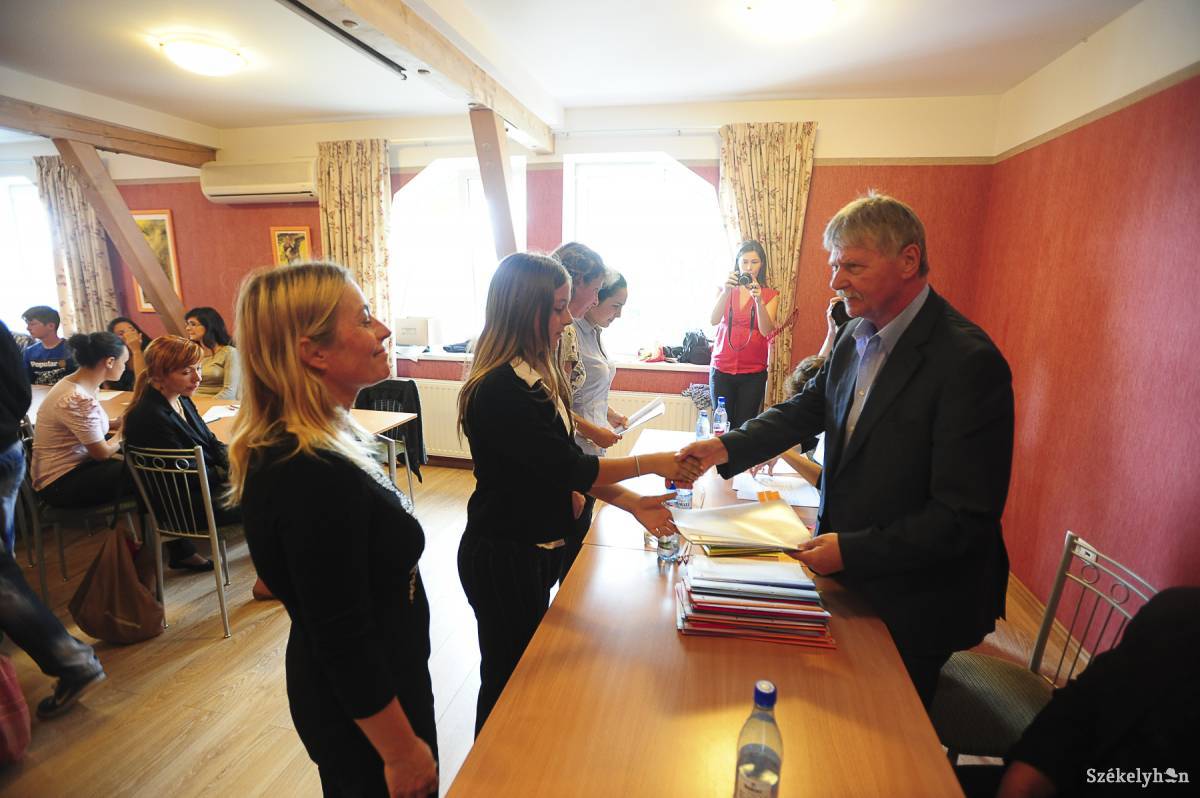 &bullet;  Fotó: Thomas Campean