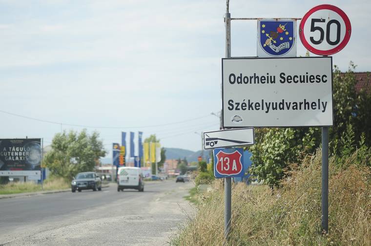 Zavaró közlekedési táblák