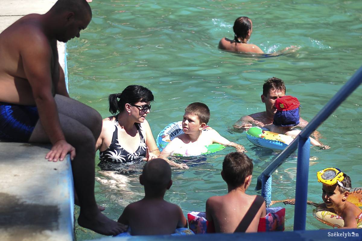 &bullet;  Fotó: Thomas Campean