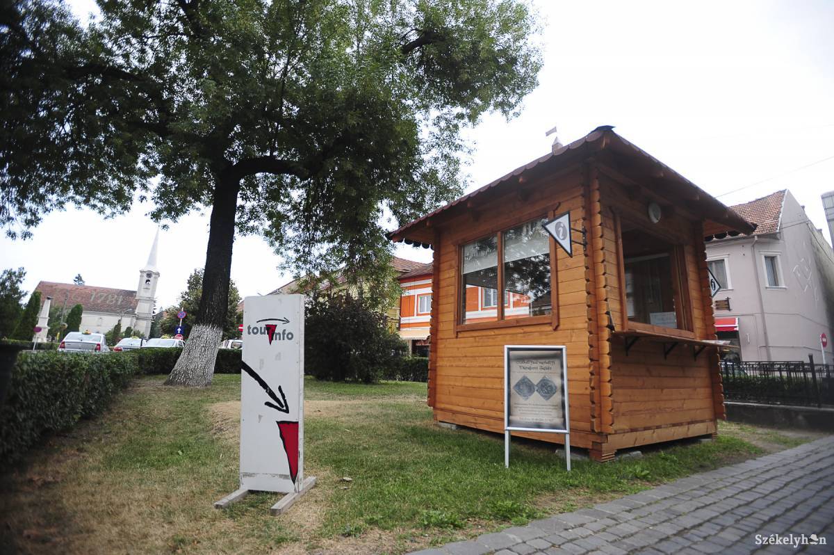 &bullet;  Fotó: Thomas Campean