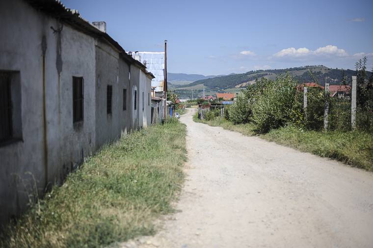 Garázsból lett ól a tolvajlások miatt