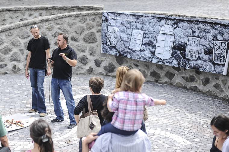 Az RMDSZ is támogatná a címerek visszaállítását a Patkóban