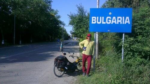 Ezer kilométeren túl