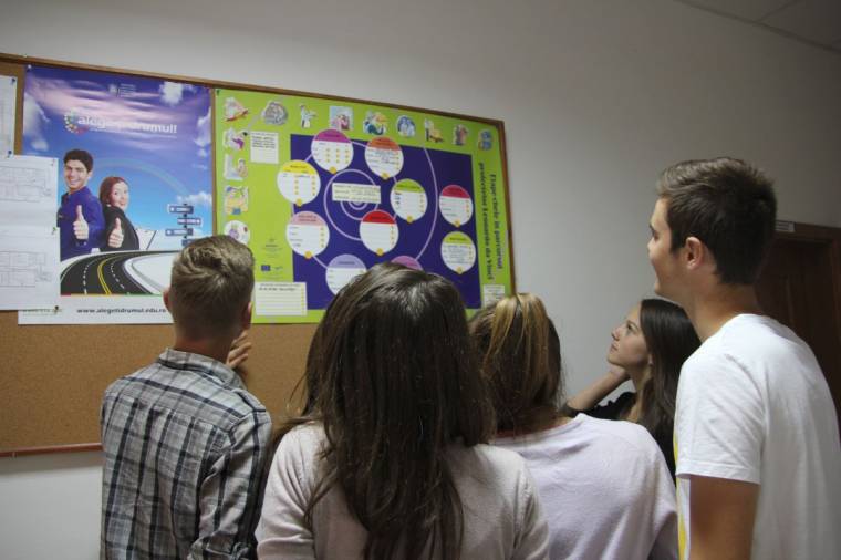 Valenciában gyakorlatoznak a „kósos” diákok