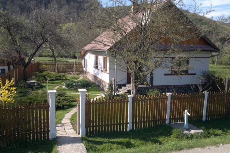 Zeteváralján található a legszebb porta
