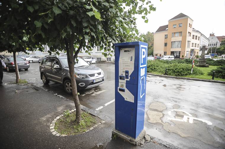 Parkolás: lejárt a türelmi idő