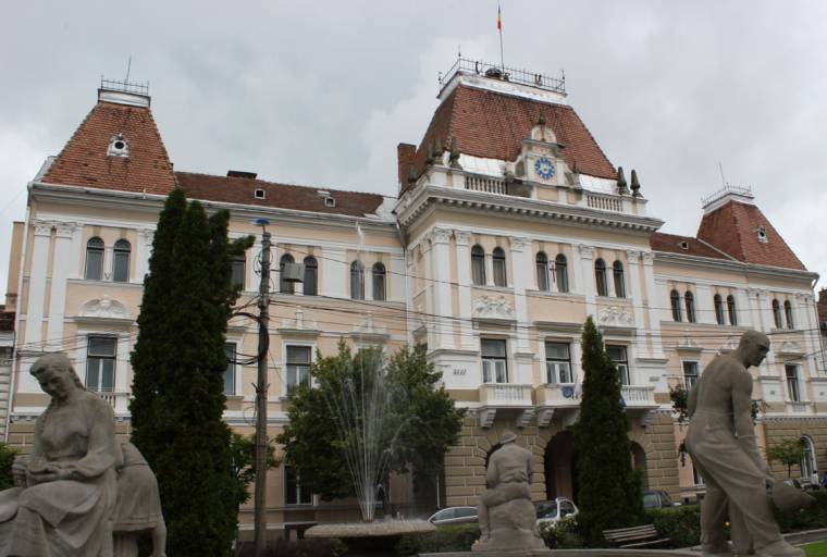 Képtelenségnek tartják a fizetésképtelenségről szóló jelentést