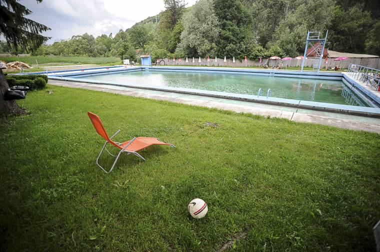 Strandszezon: csak a kiadásokban lubickolnak