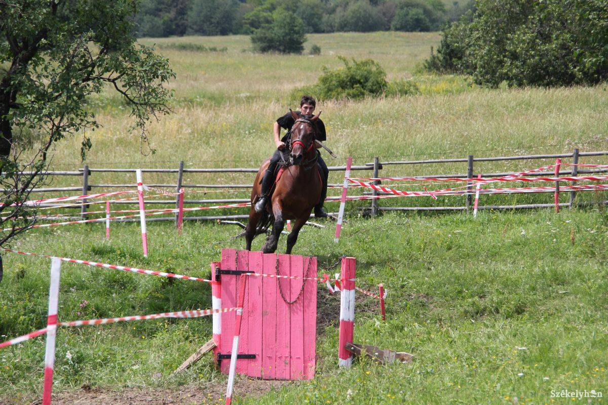 &bullet;  Fotó: Pál Gábor