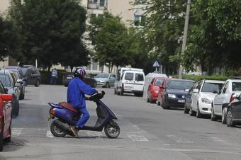 Robogót is lehet vezetni B kategóriás jogosítvánnyal, „leintették” Iohannist a talárosok