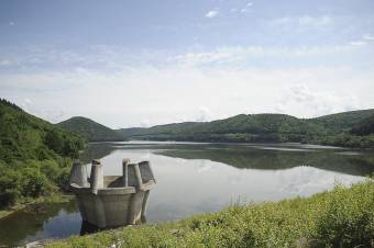 Megszüntethetővé vált azoknak a természetvédelmi területeknek a védettsége, amelyeken vízerőművek épülnek