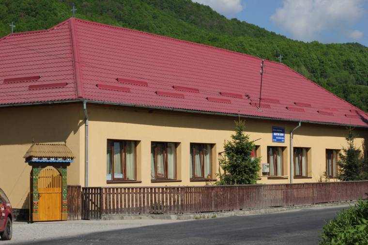 Márton Áron nevét viseli a fenyédi iskola