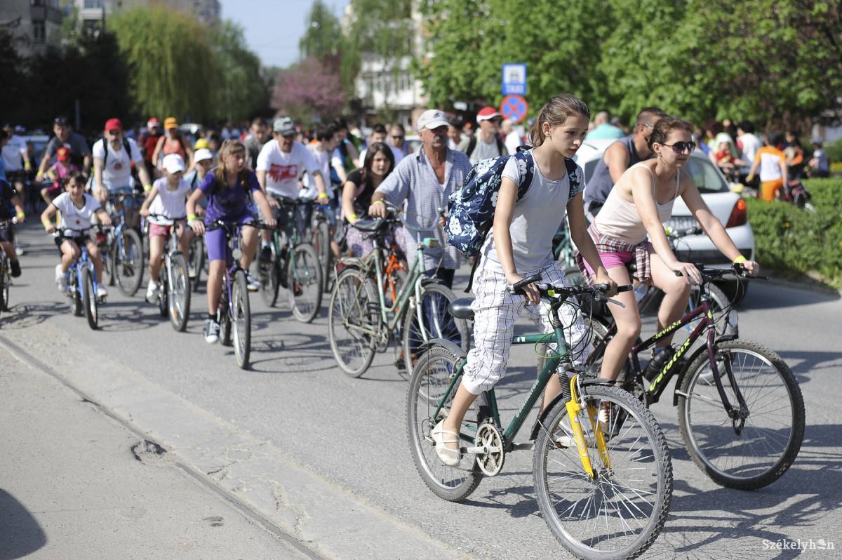 &bullet;  Fotó: Thomas Campean