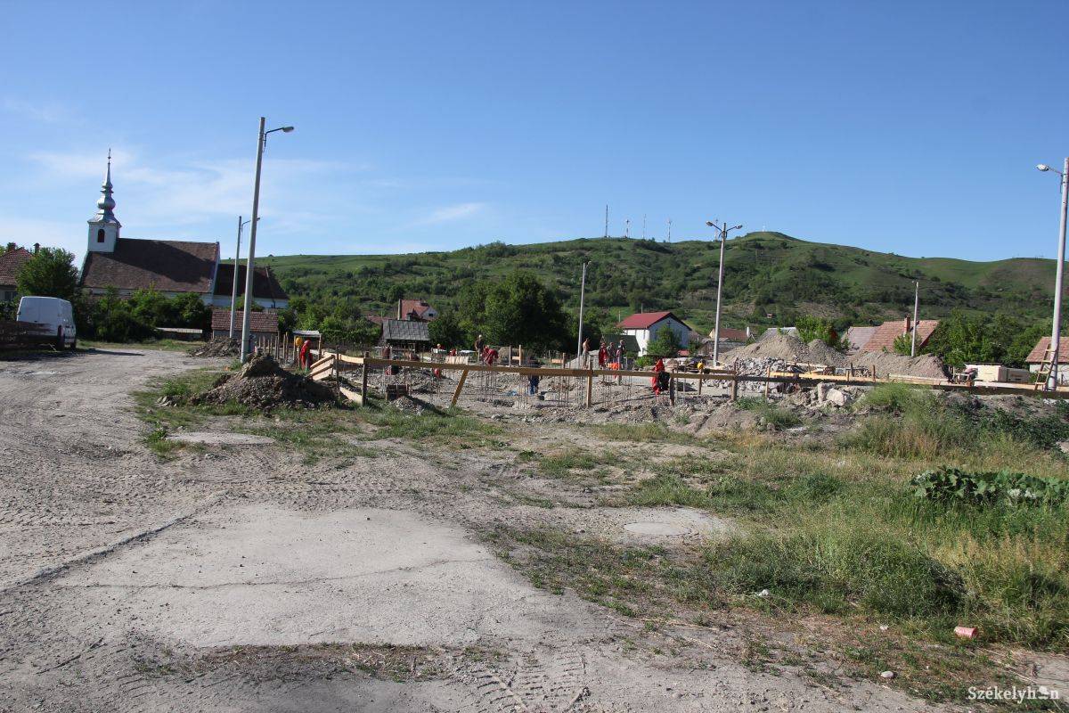 &bullet;  Fotó: Pál Gábor