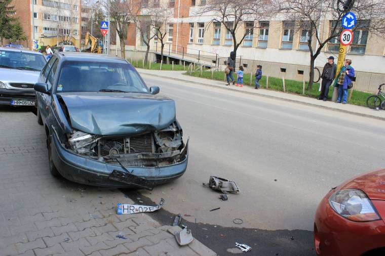 Baleset az udvarhelyi Tábor utcában