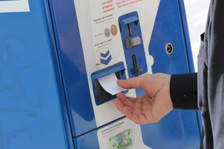 A fizetős parkoló az „ötperceseknek” is fizetős