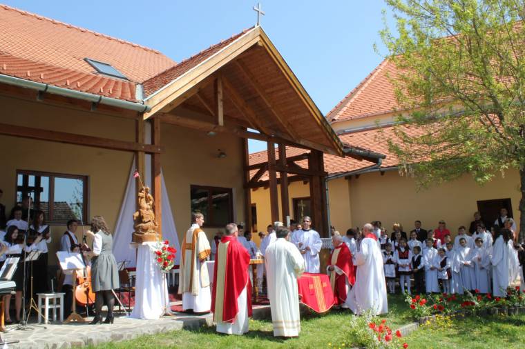 Szent György-búcsú és jubileum Szombatfalván