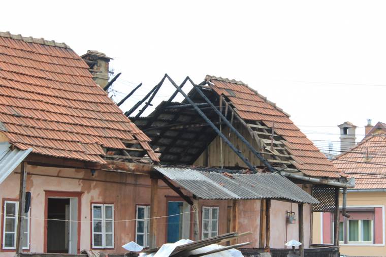 Tűz a Gábor Áron utcában