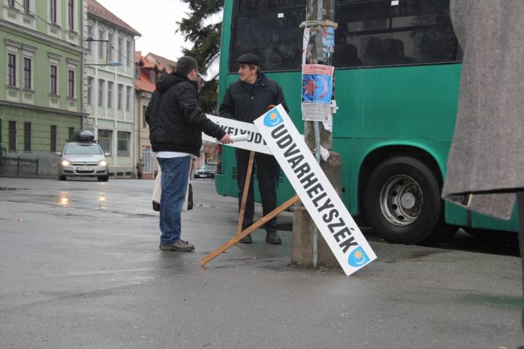 Buszok indulnak Székelyudvarhelyről a postaréti megemlékezésre