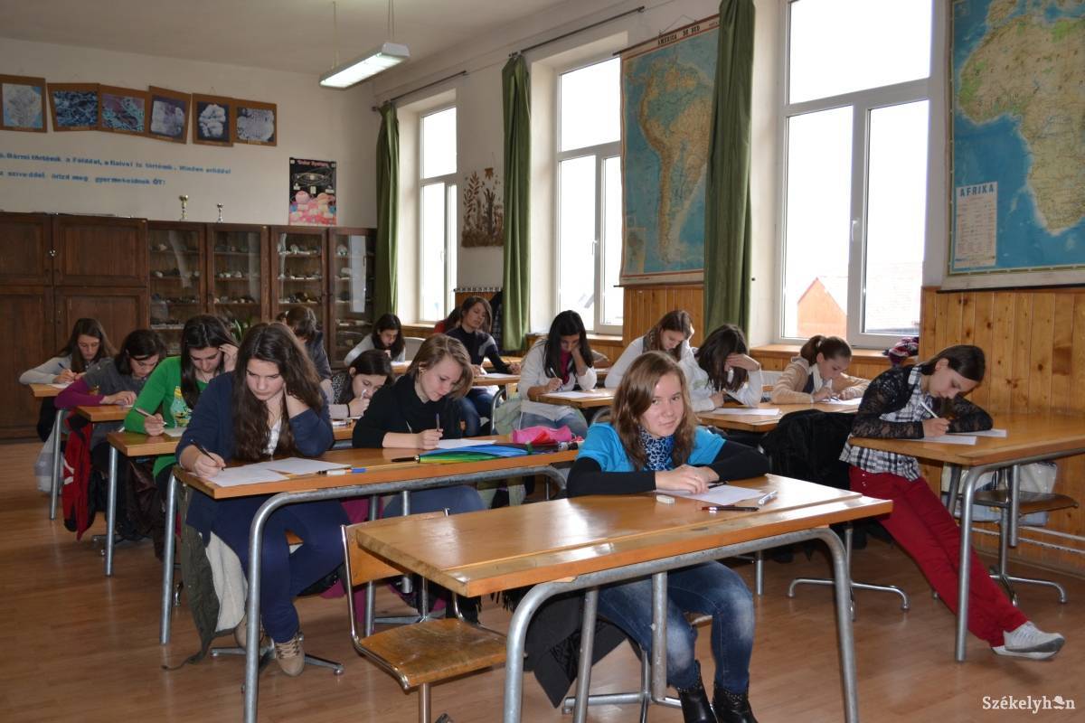 &bullet;  Fotó: Pál Gábor