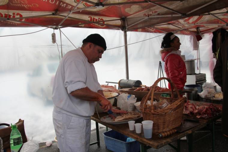 Népszerűvé vált a keresztúri disznótoros vetélkedő