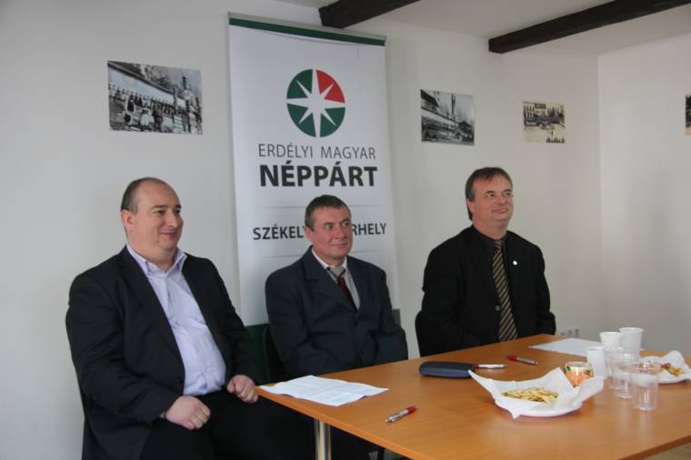 Bemutatták az EMNP szentábrahámi jelöltjét