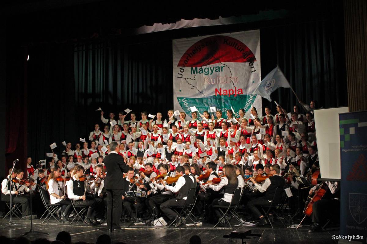 A Szentegyházi Gyermekfilharmónia is fellép a gálaesten. Archív •  Fotó: Farkas Antal