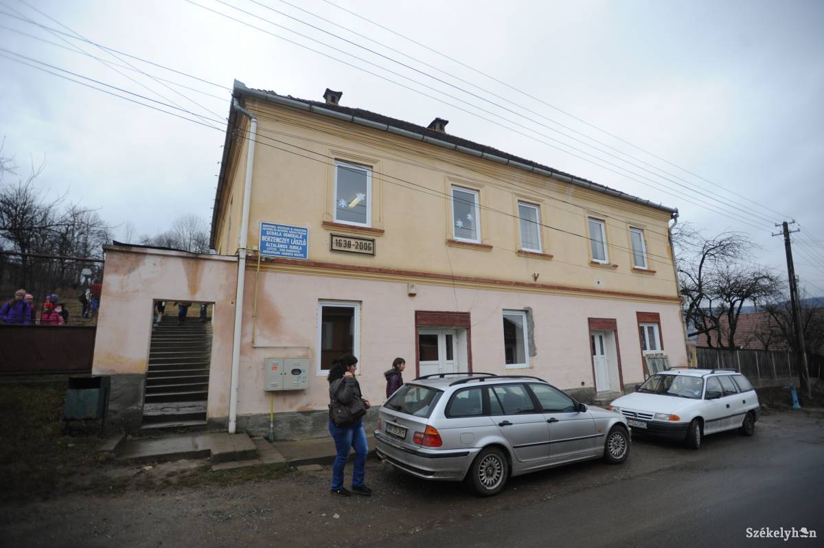 &bullet;  Fotó: Thomas Campean