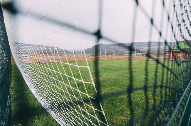 Összefogásból minifocipálya Agyagfalván