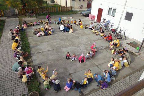 Ráperdültek Keresztúron